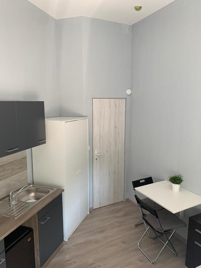Kinizsi Udvar Apartmanhaz Балатонбоглар Экстерьер фото