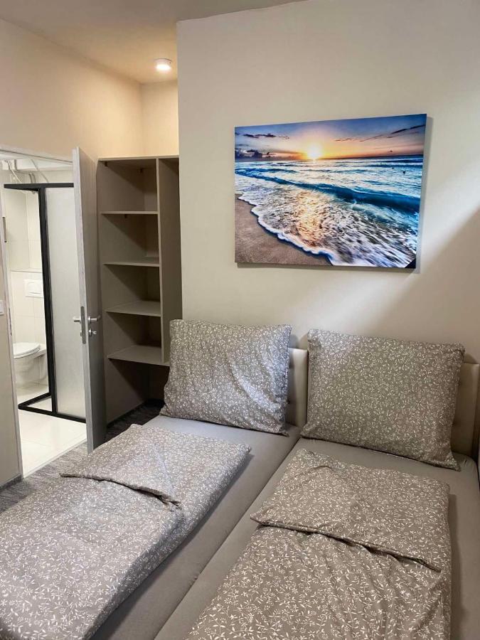 Kinizsi Udvar Apartmanhaz Балатонбоглар Экстерьер фото