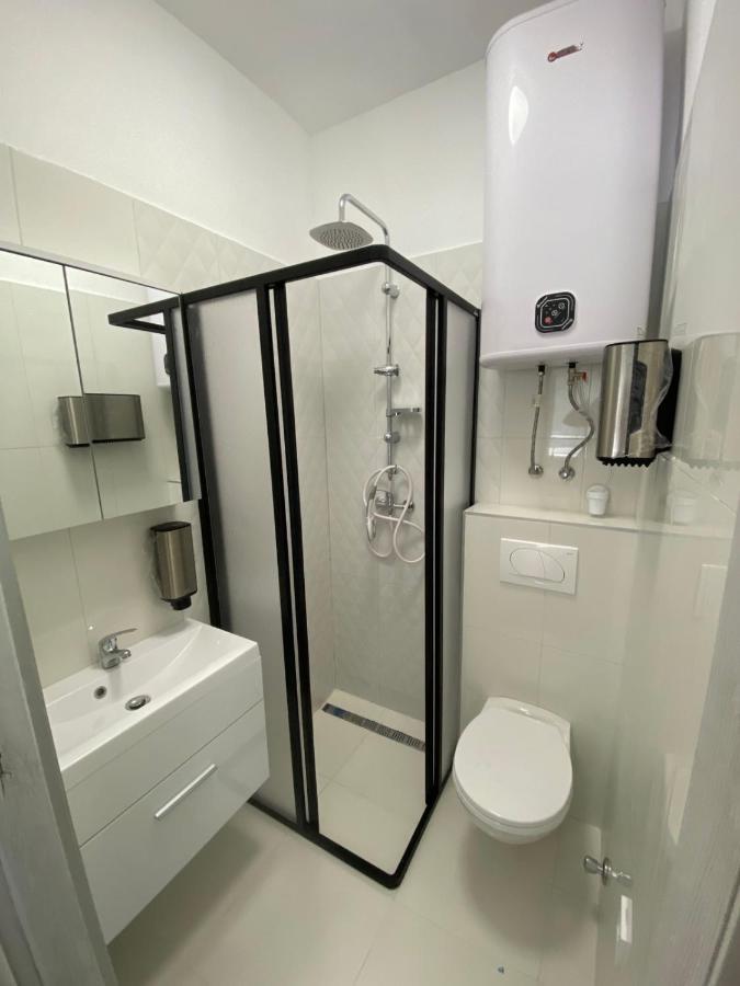 Kinizsi Udvar Apartmanhaz Балатонбоглар Экстерьер фото