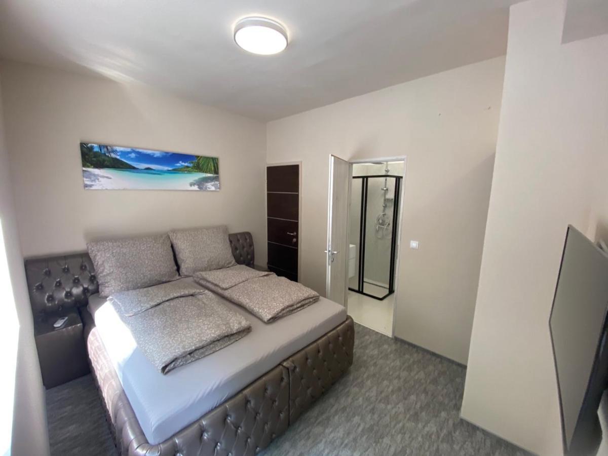 Kinizsi Udvar Apartmanhaz Балатонбоглар Экстерьер фото